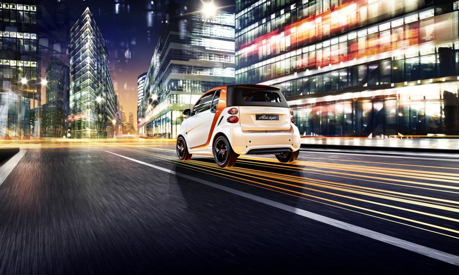  Smart ForTwo Edition Flashlight Cabrio 2015 года  (фото 2 из 5)